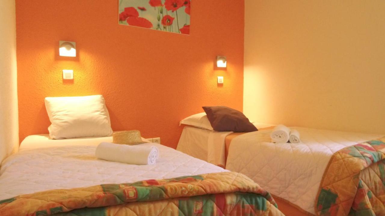 Vvf Sud Aveyron Hotell Brusque Eksteriør bilde
