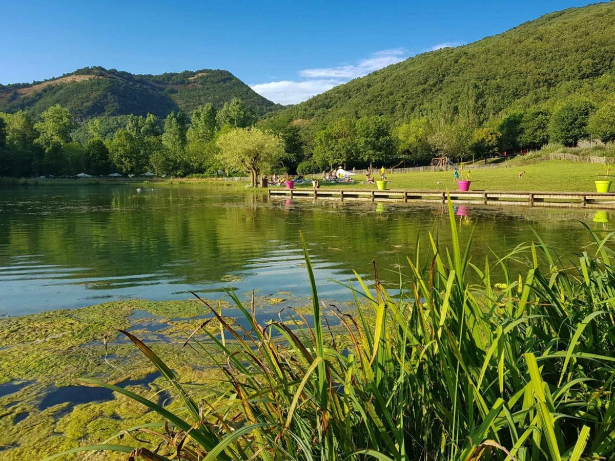 Vvf Sud Aveyron Hotell Brusque Eksteriør bilde